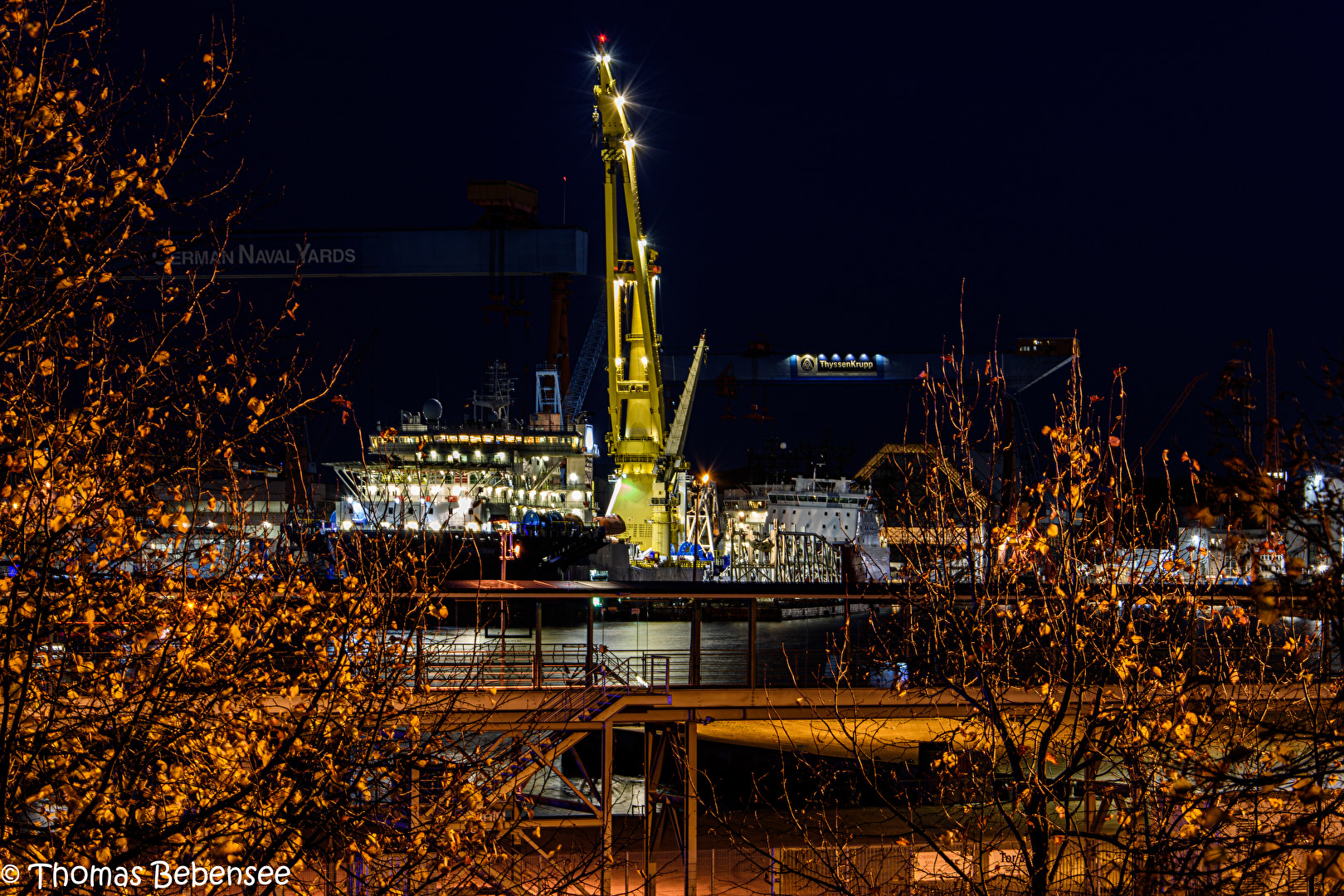 Kieler Förde bei Nacht