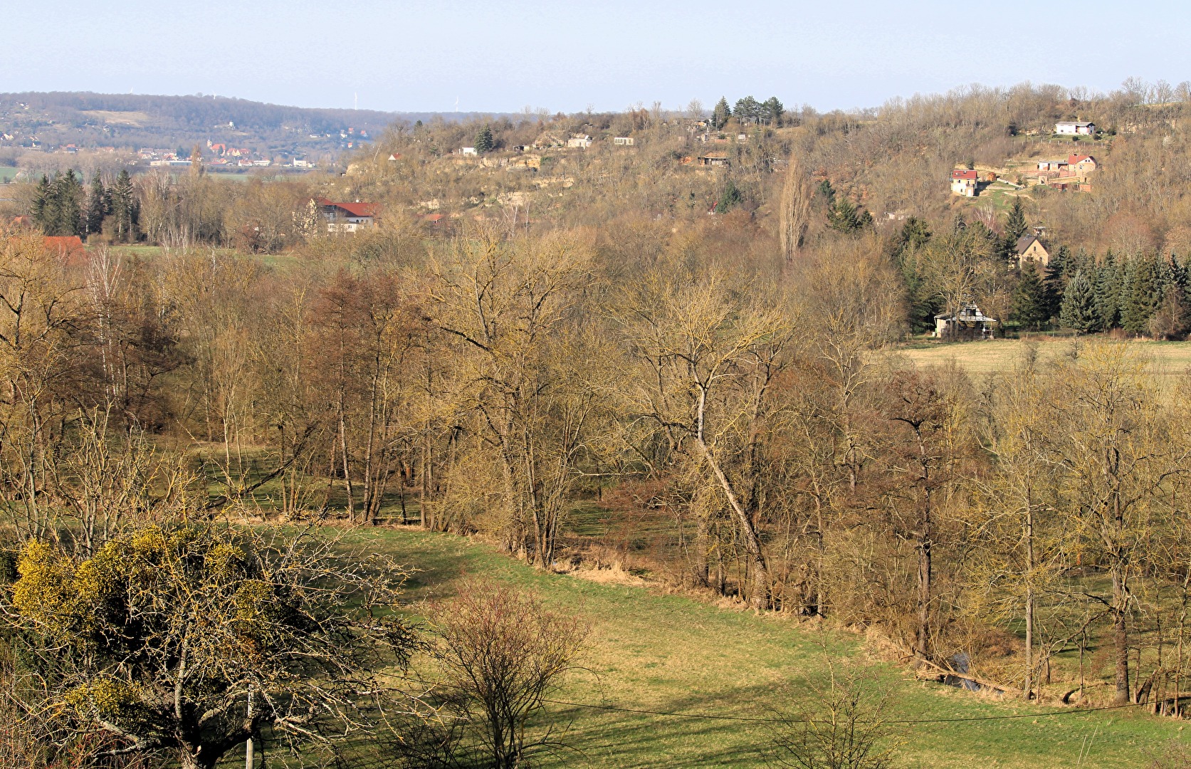 Abseits der Hauptstraße in ruhiger Lage...