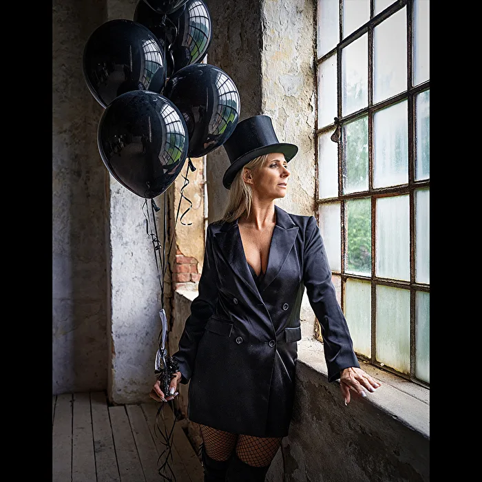 Shooting in the Old Vinegar Factory with Jasmin