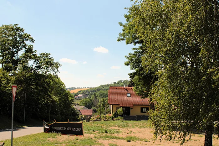 Ortseinfahrt Mertendorf