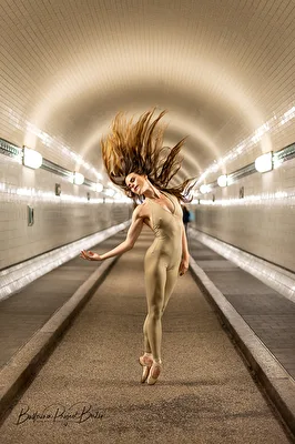 Ballett im Elbtunnel