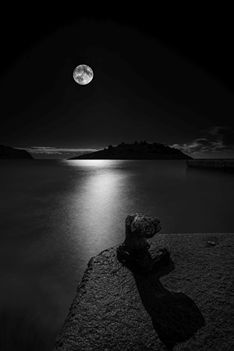 Mallorca - Mond über Mittelmeer