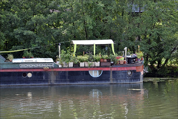 das Hausboot
