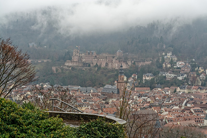 Schloss im Nebel