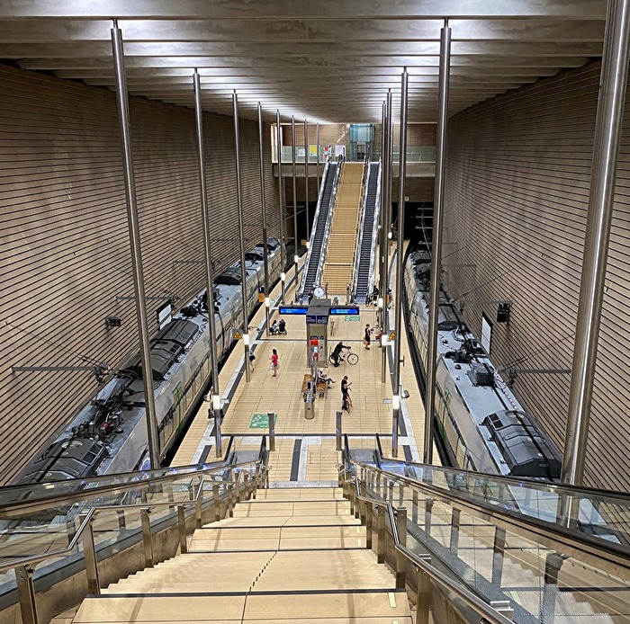 Tunnelblick  Eisenbahn / Station Markt, City-Tunnel Leipzig