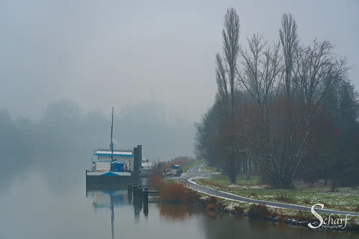 Stadt im Nebel