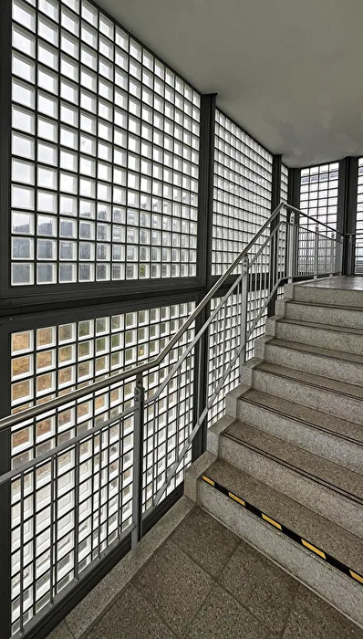im Treppenhaus