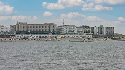 Blick auf die Promenade  "Insel Borkum"