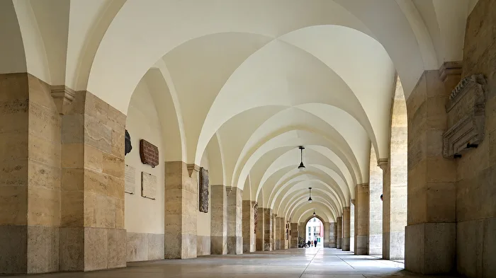 Arkadengang nahe der Wiener Hofburg