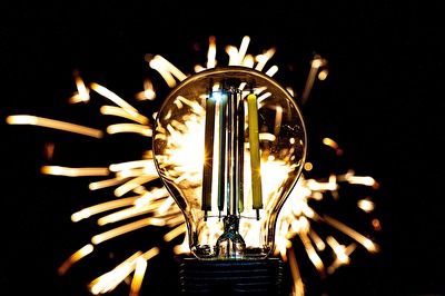 #Glühbirnen, Obst der besonderen Art ... mit einem #Lichtspiel ohne Gleichen.