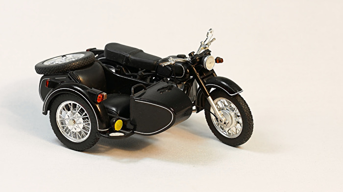 aus 16 Bilder zusammengesetzt