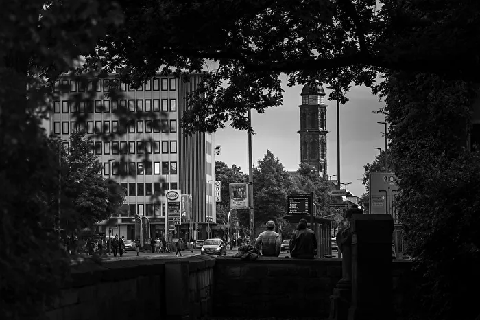 Between shadows, streets, and silent moments.