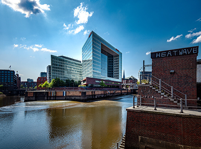Das Spiegelhaus in der Hamburger Hafen-City