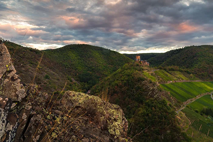 Au-dessus des pentes de la Moselle