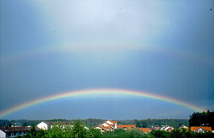 Regenbogen über Kaufbeuren Neugablonz