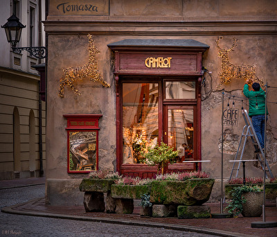 es wird geschmückt...