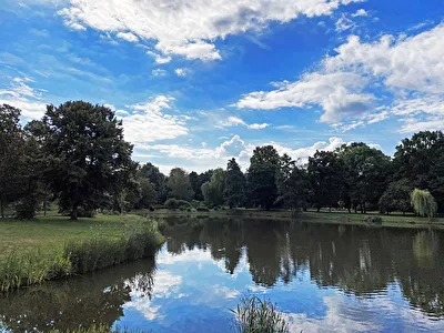 Großer Parkteich im agra-Park in Markkleeberg