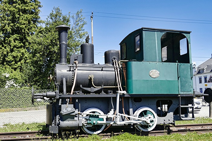 eine kleine Dampflok