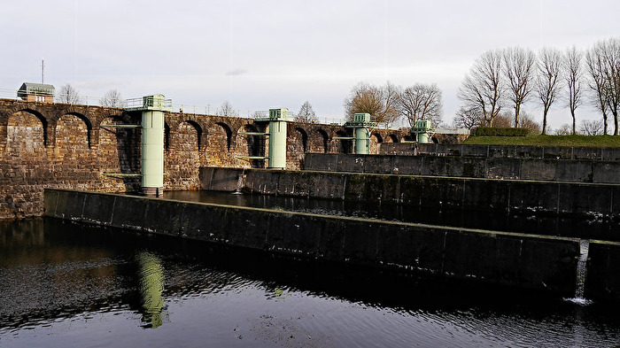 Auffangbecken Schiffshebewerk-Henrichenburg