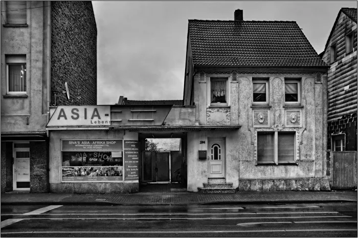 ASIA-AFRIKA-Shop