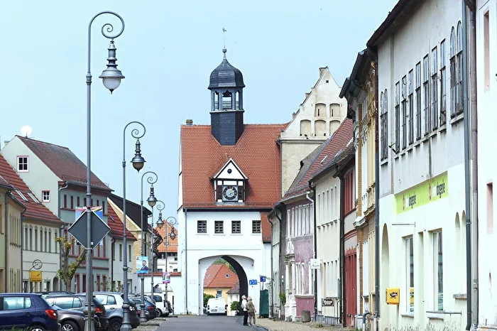 Au - Tor Bad Schmiedeberg