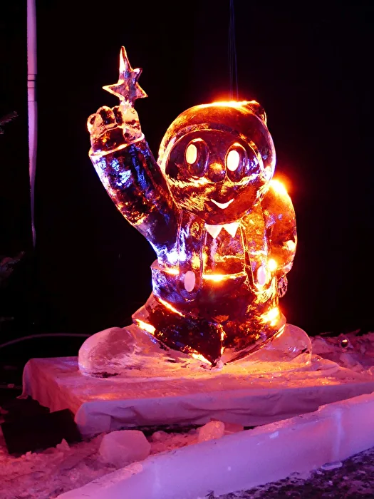 Eisskulptur II