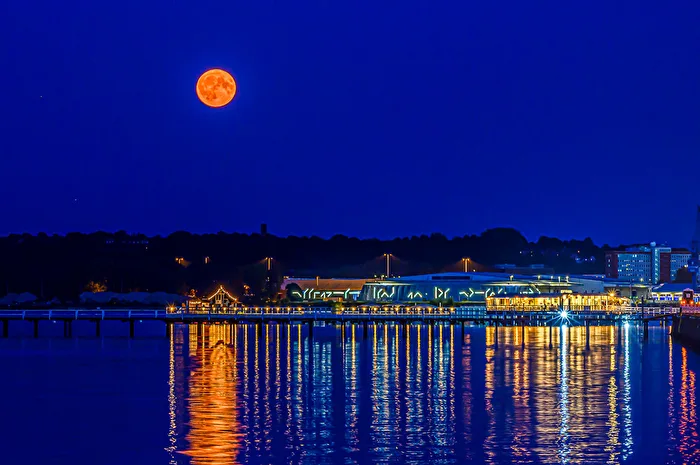 Strawberry moon