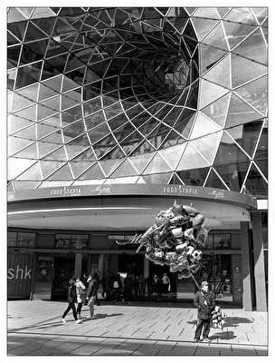 Ballonverkäufer (Analogfotografie)