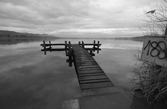 Land unter am Pfäffikersee