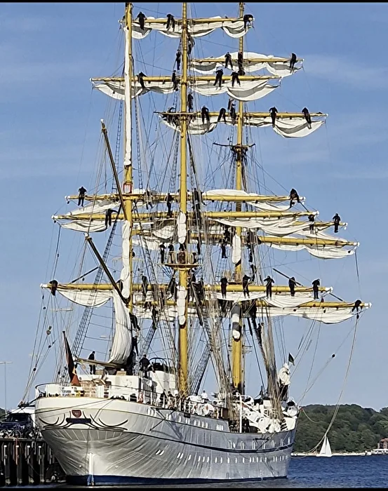 Climbed up on the Gorch Fock