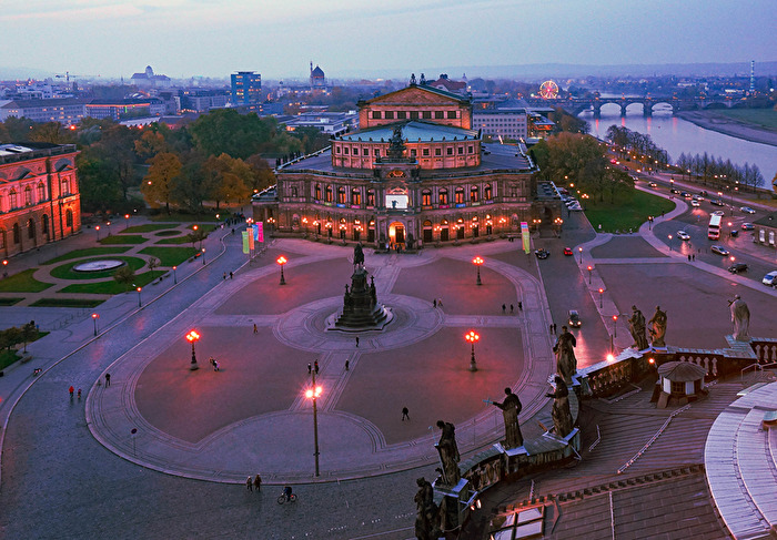 Semperopernplatz