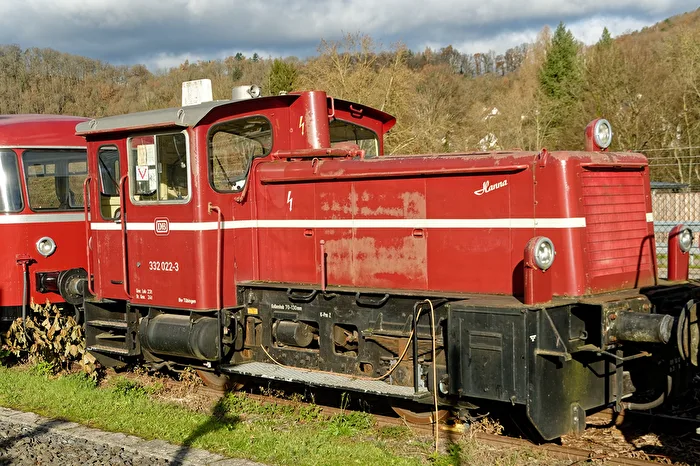 E - Lok