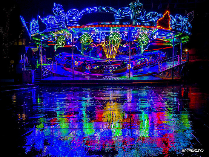 Kirmes im Regen