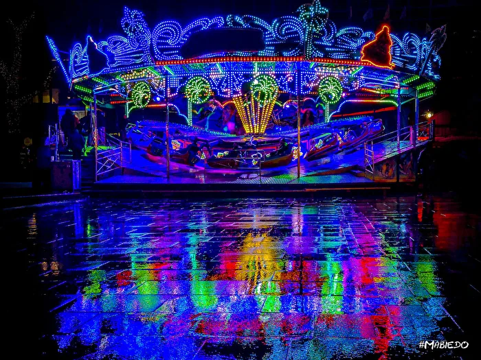Kirmes im Regen