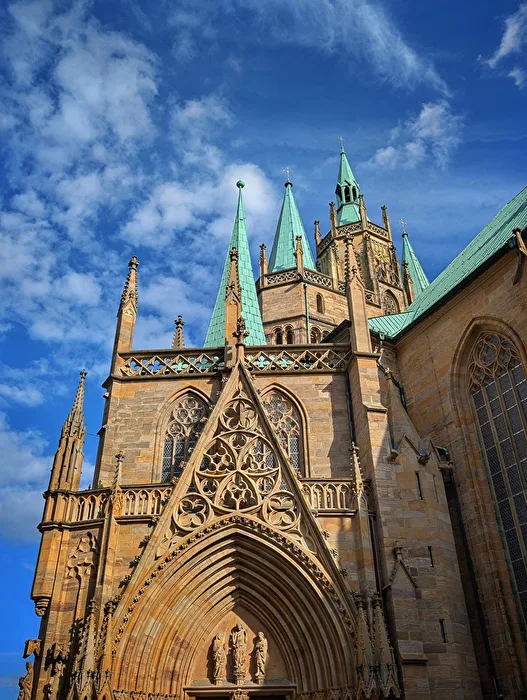Les tours de la cathédrale d'Erfurt