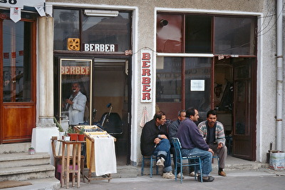 Beim Friseur ...