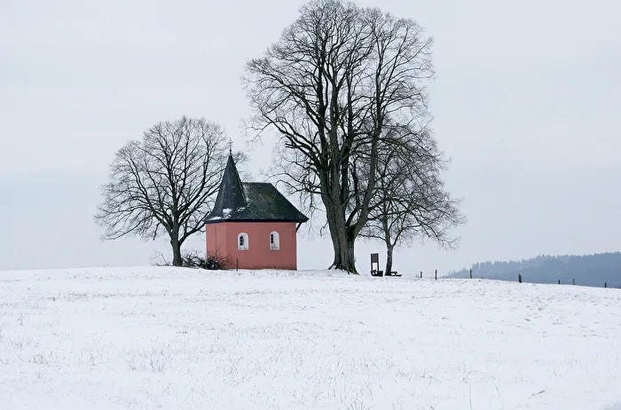 Rote Kapelle bei Friesenhagen