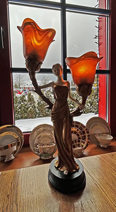 Kunst / ich fand die Lampe schön...