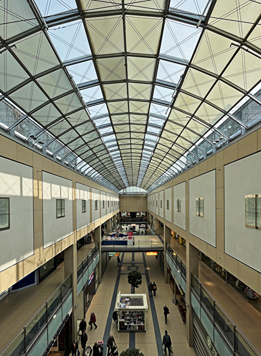 "Lang" mit Glasdach...