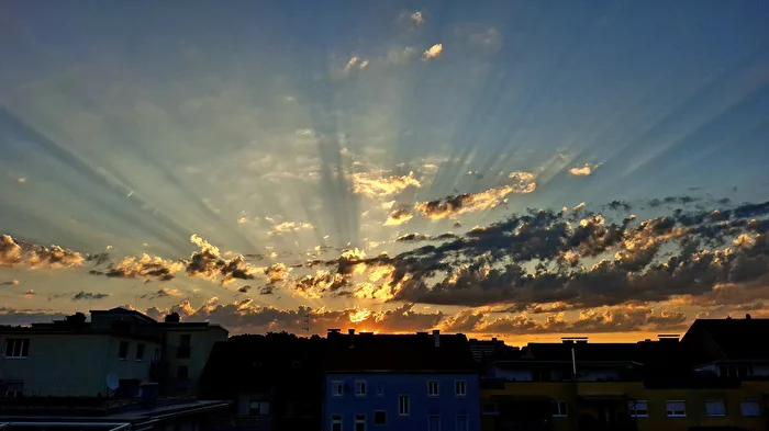 Sonnenaufgang in der Stadt