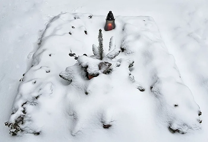 Das Grab im Winter...