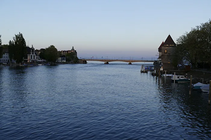 Blick zur Brücke