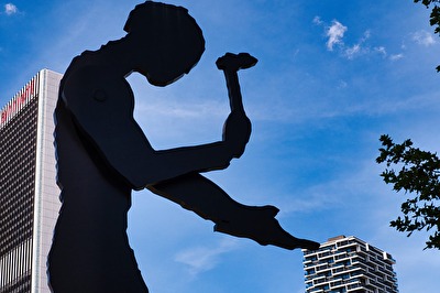The Hamering Man