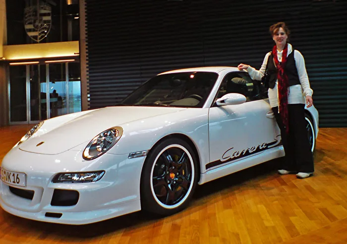 PORSCHE CARRERA GT
