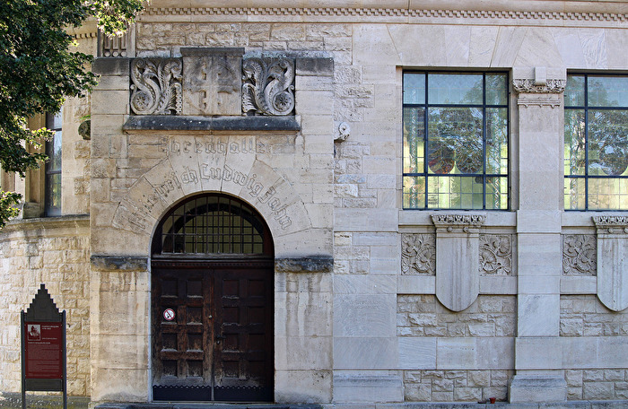 Portal der Jahn-Ehrenhalle