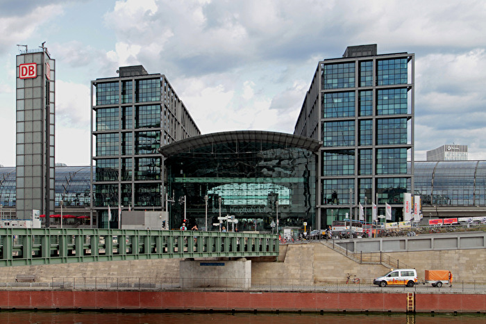 Hauptbahnhof