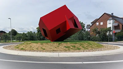 „Zwei tanzende Häuser“