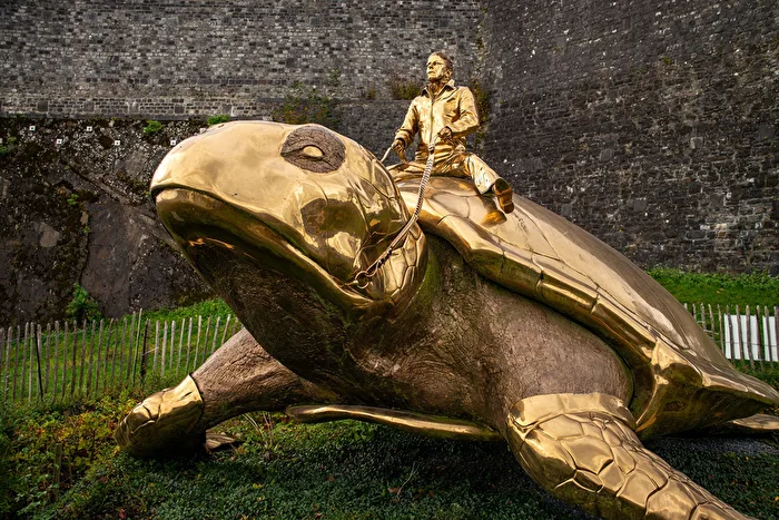 goldene Schildkröte von Namur