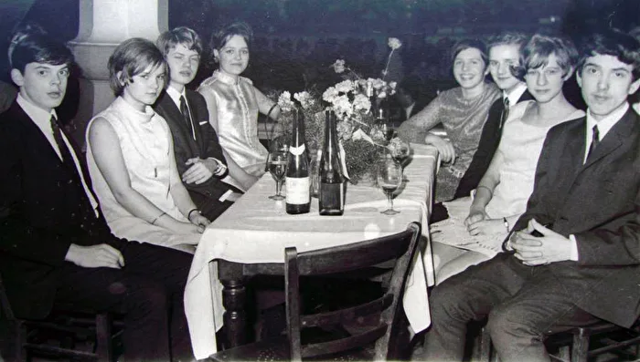 zum Tanzstundenabschluss, 9.Klasse, 1969