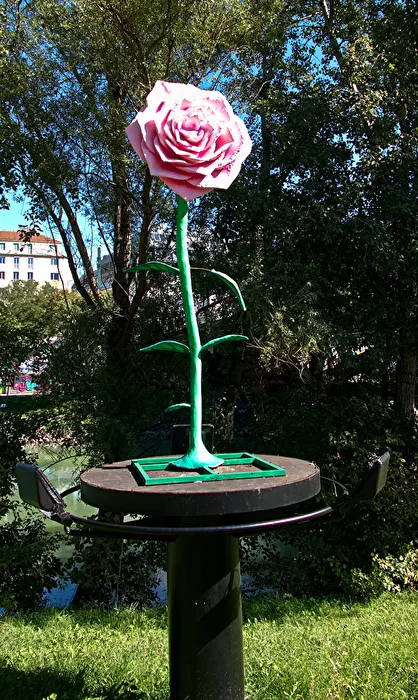 künstliche Blume 2